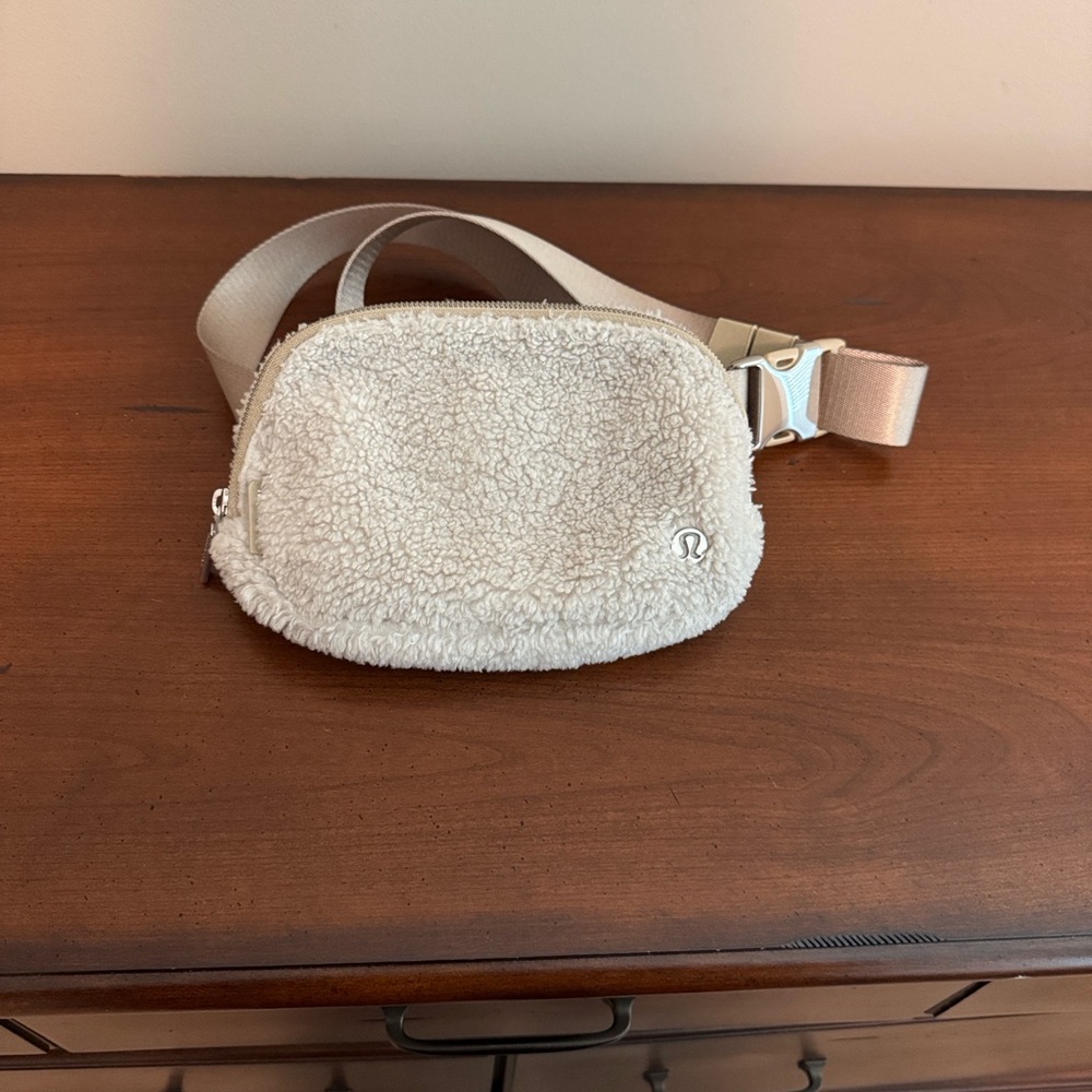 Lululemon Athletica Cream Sherpa Belt Bag